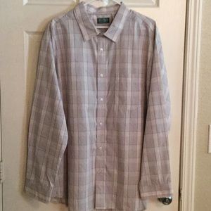Men’s button down long sleeve shirt